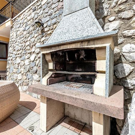 Residence Tatiana B3 Tremosine Екстериор снимка