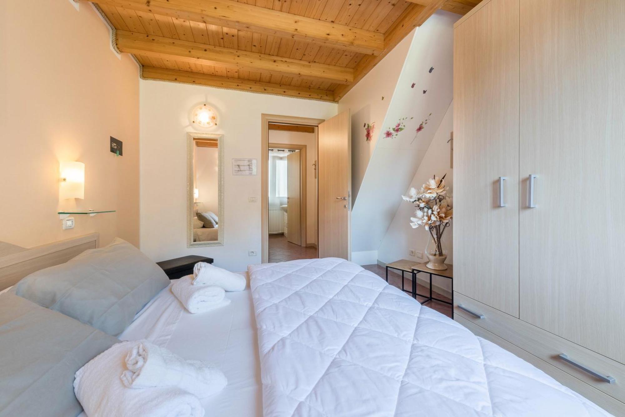 Residence Tatiana B3 Tremosine Екстериор снимка